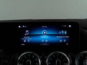 Хетчбэк Mercedes-benz B-класс 2019 года, 1897077 рублей, Москва