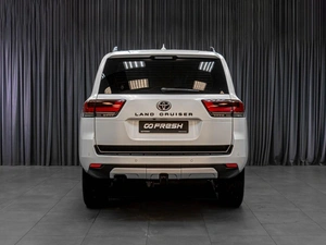 Внедорожник Toyota Land Cruiser 2021 года, 10499000 рублей, Тюмень