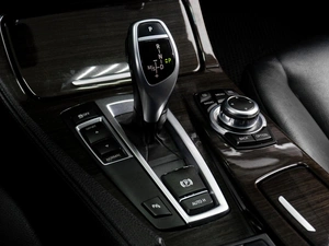 Седан BMW 5 серия 2010 года, 2029000 рублей, Тюмень