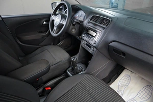 Седан Volkswagen Polo 2012 года, 689000 рублей, Тюмень