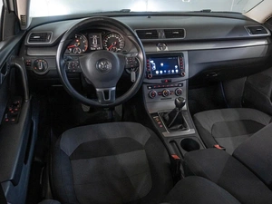 Седан Volkswagen Passat 2012 года, 1190000 рублей, Краснодар