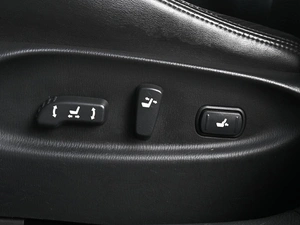 Седан Infiniti M37 2011 года, 1619000 рублей, Аксай