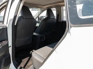 Внедорожник Toyota RAV4 2026 года, 4350000 рублей, Краснодар
