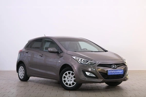 Хетчбэк Hyundai i30 2013 года, 849000 рублей, Омск