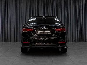 Седан Hyundai Solaris 2018 года, 1399000 рублей, Тюмень