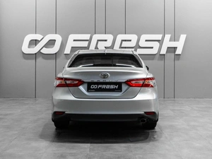 Седан Toyota Camry 2019 года, 2879000 рублей, Тюмень