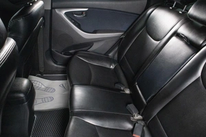 Седан Hyundai Avante 2011 года, 969000 рублей, Сургут