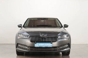 Лифтбек Skoda Superb 2022 года, 3329000 рублей, Челябинск