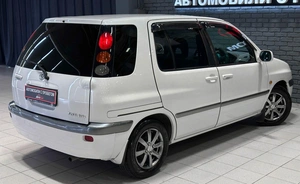 Минивэн Toyota Raum 1999 года, 360000 рублей, Красноярск