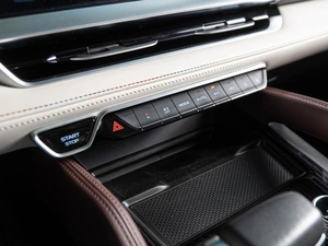 Внедорожник Geely Monjaro 2023 года, 3368500 рублей, Волгоград