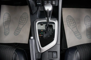 Хетчбэк Toyota Auris 2013 года, 1229000 рублей, Пермь