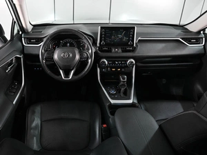 Внедорожник Toyota RAV4 2019 года, 3289000 рублей, Ростов-на-Дону