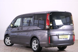 Минивэн Honda Stepwgn 2015 года, 1759000 рублей, Омск