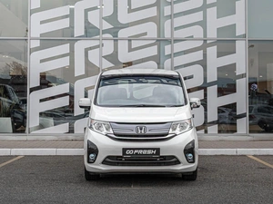 Минивэн Honda Stepwgn 2015 года, 1785000 рублей, Краснодар