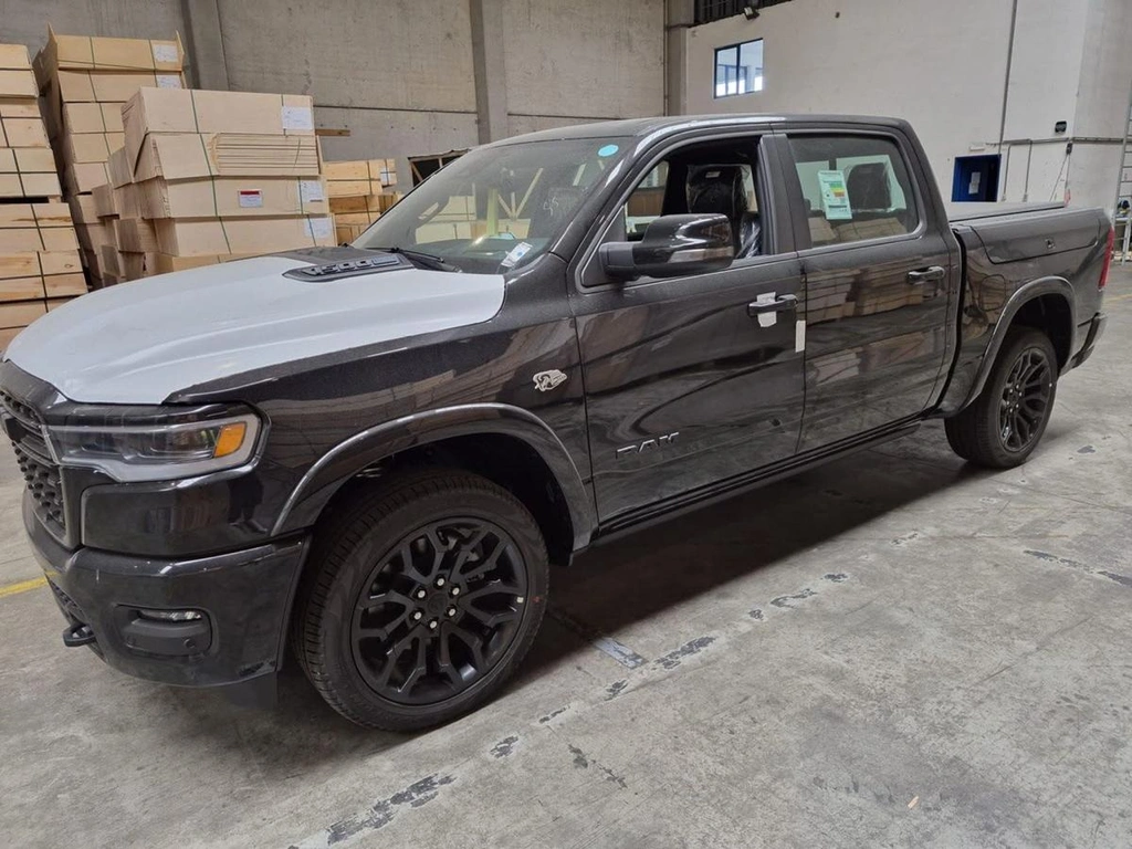 Пикап RAM 1500 2026 года, 10499000 рублей, Красноярск