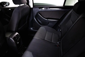 Седан Volkswagen Jetta 2013 года, 959000 рублей, Пермь