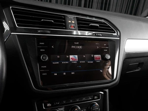Внедорожник Volkswagen Tiguan 2020 года, 2339000 рублей, Тюмень
