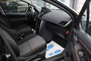 Хэтчбек Peugeot 207 2010 года, 680000 рублей, Мирное