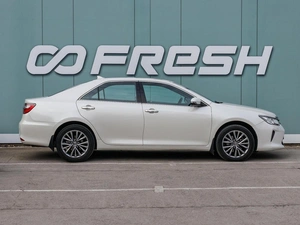 Седан Toyota Camry 2017 года, 2399000 рублей, Большой Сочи