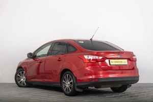Седан Ford Focus 2013 года, 899000 рублей, Томск
