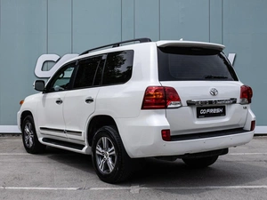 Внедорожник Toyota Land Cruiser 2015 года, 4899000 рублей, Большой Сочи