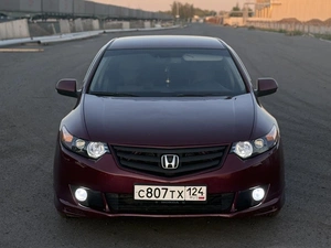 Седан Honda Accord 2008 года, 1050000 рублей, Красноярск