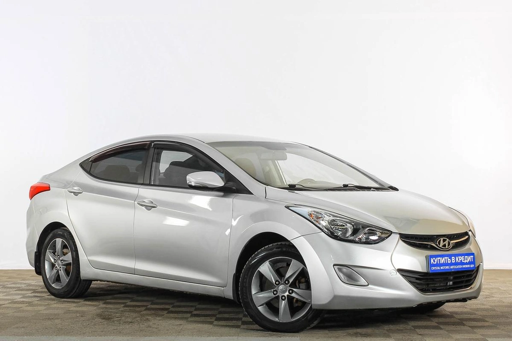 Седан Hyundai Elantra 2012 года, 919000 рублей, Тюмень