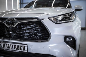 Внедорожник Toyota Highlander 2022 года, 8999000 рублей, Москва