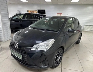 Хетчбэк Toyota Vitz 2018 года, 1120000 рублей, Ачинск