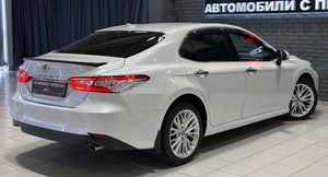 Седан Toyota Camry 2019 года, 2907000 рублей, Красноярск