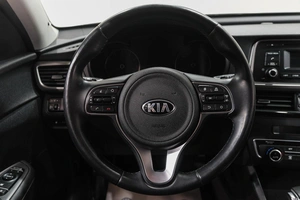 Седан Kia Optima 2017 года, 2099000 рублей, Новокузнецк