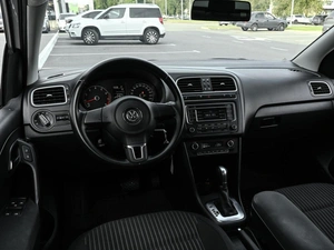 Седан Volkswagen Polo 2015 года, 1145000 рублей, Волгоград