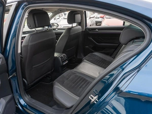 Седан Volkswagen Passat 2020 года, 2199000 рублей, Саратов