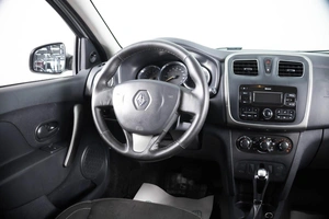 Седан Renault Logan 2017 года, 779000 рублей, Пермь