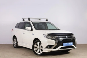 Внедорожник Mitsubishi Outlander 2015 года, 2469000 рублей, Новосибирск