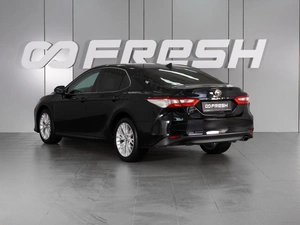 Седан Toyota Camry 2019 года, 2599000 рублей, Красный Пахарь