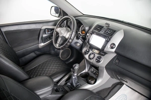 Внедорожник Toyota RAV4 2008 года, 939000 рублей, Пермь