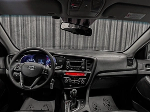 Седан Kia Optima 2012 года, 1099000 рублей, Красноярск