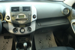Внедорожник Toyota RAV4 2008 года, 1269000 рублей, Омск