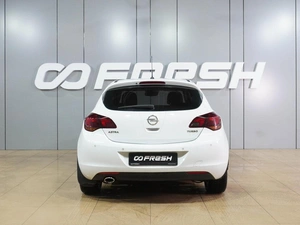 Хетчбэк Opel Astra 2011 года, 829000 рублей, Воронеж