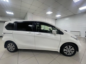 Минивэн Honda Freed 2012 года, 1085000 рублей, Ачинск