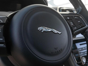 Внедорожник Jaguar F-Pace 2016 года, 2194000 рублей, Краснодар