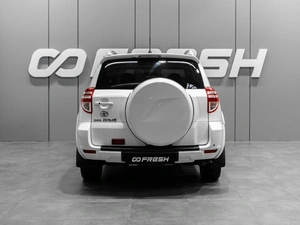Внедорожник Toyota RAV4 2011 года, 1820000 рублей, Тюмень