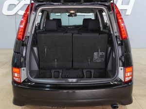 Минивэн Toyota Isis 2009 года, 1484000 рублей, Воронеж