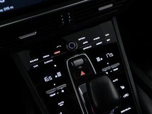 Внедорожник Porsche Cayenne 2018 года, 5595055 рублей, Москва