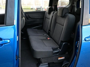 Минивэн Toyota Sienta 2019 года, 1530000 рублей, Краснодар