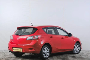Хетчбэк Mazda 3 2013 года, 939000 рублей, Кемерово