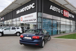 Седан Volkswagen Jetta 2012 года, 1280000 рублей, Мирное
