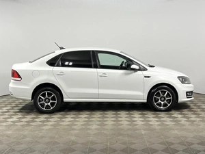 Седан Volkswagen Polo 2017 года, 998900 рублей, Казань