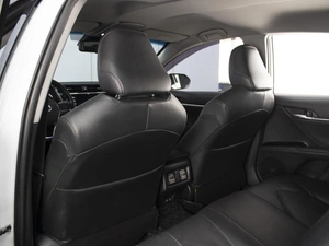 Седан Toyota Camry 2018 года, 2870000 рублей, Омск